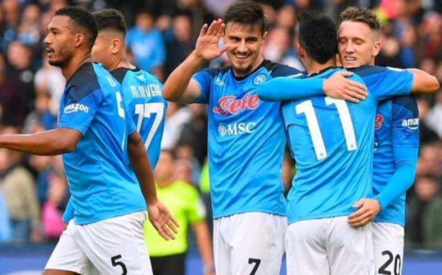 那不勒斯主场大捷,击败桑普多利亚 那不勒斯主场大捷,击败桑普多利亚