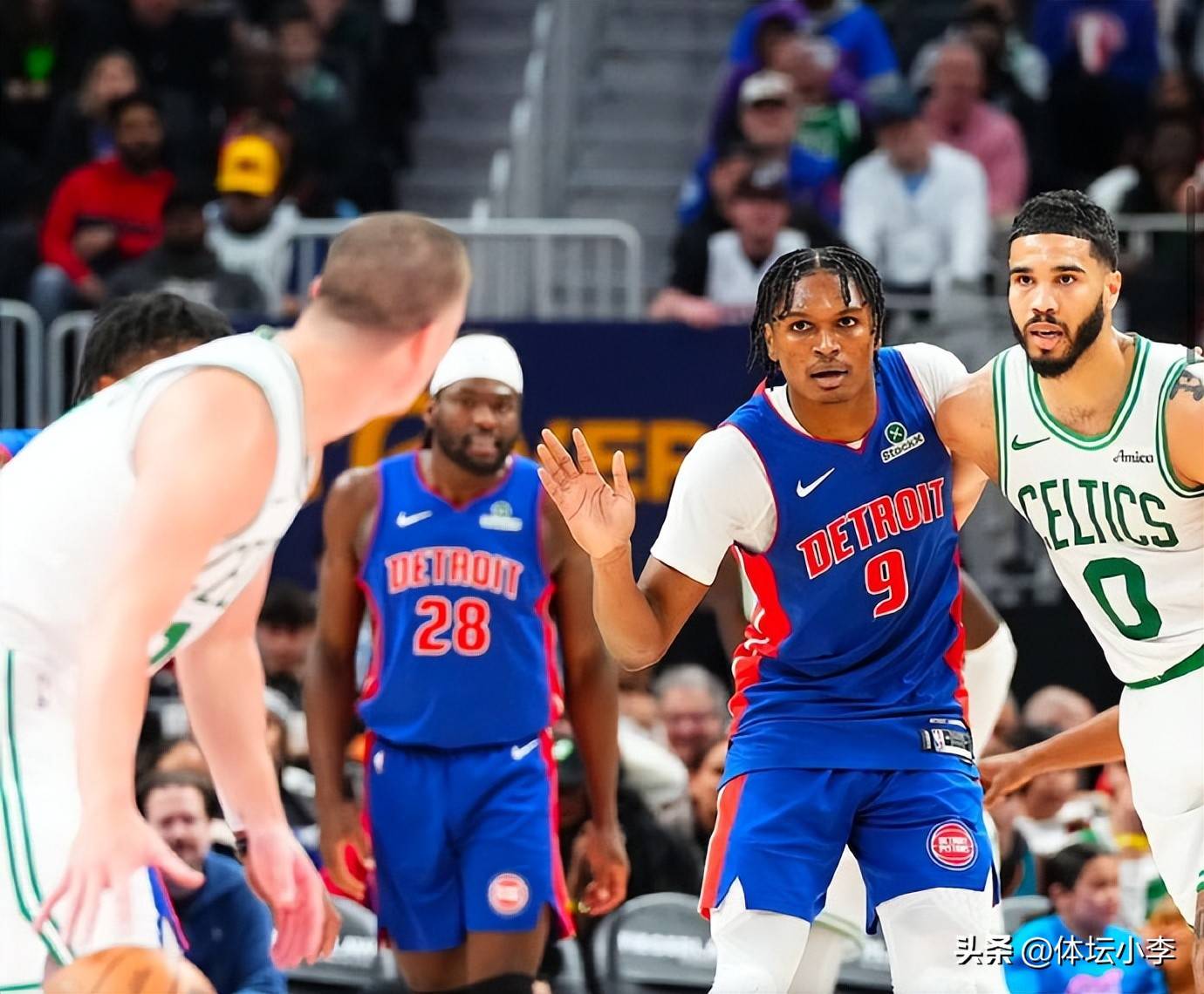 卫冕冠军面临压力教练组提出新的战术安排的简单介绍