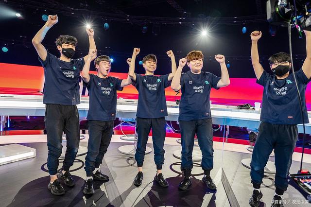 战队与球员合作配合默契,取得一连串胜利的简单介绍 战队与球员合作配合默契,取得一连串胜利的简单介绍