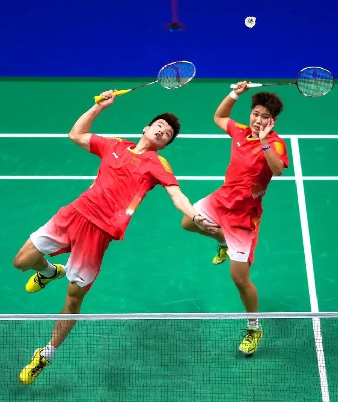 印度队横扫丹麦队，黄鸭组合扛起全队