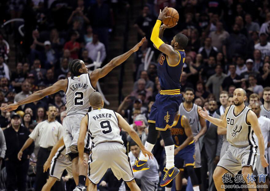 马刺险胜上海队，欧文惊艳四座