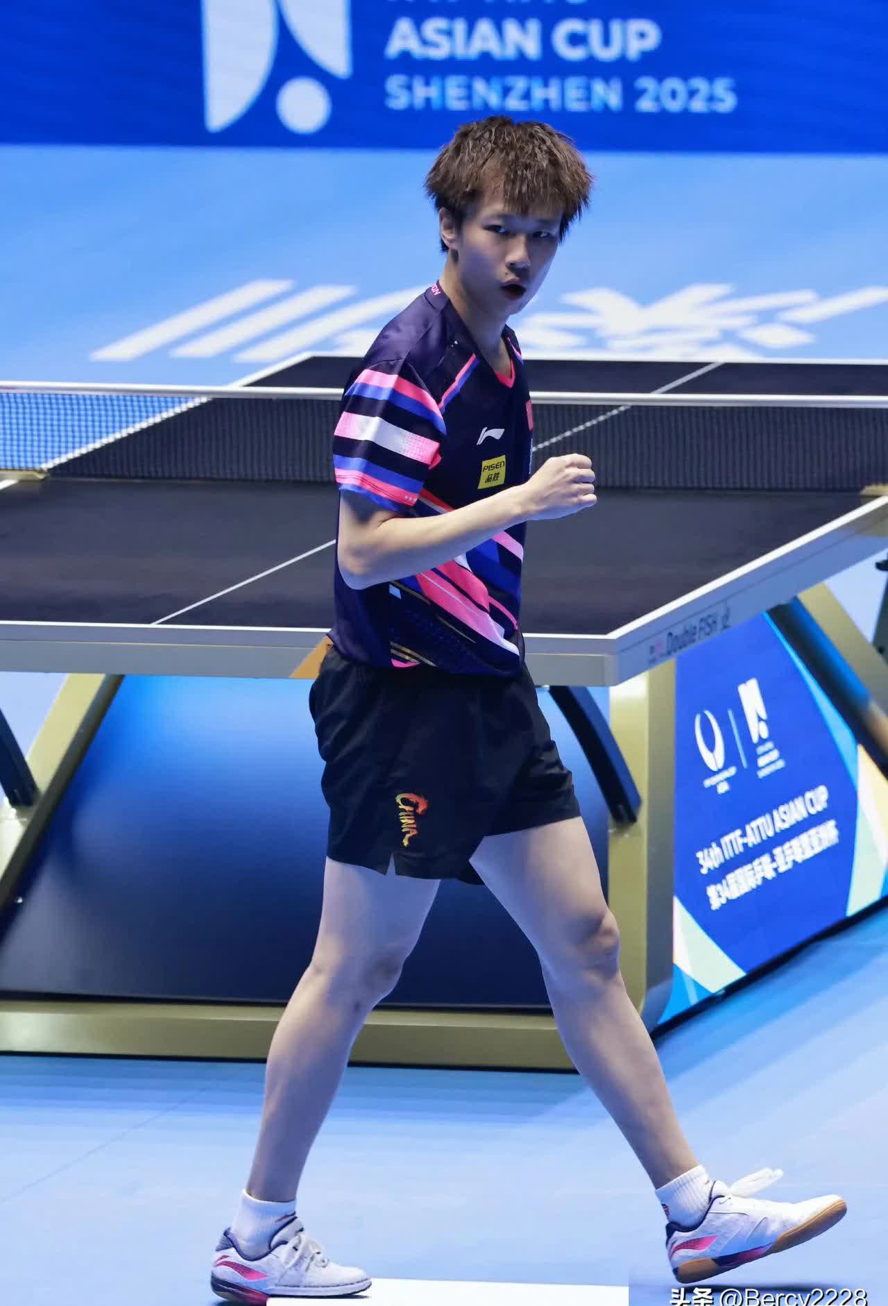 包含瑞典队轻取中国队，林高远高光表现的词条